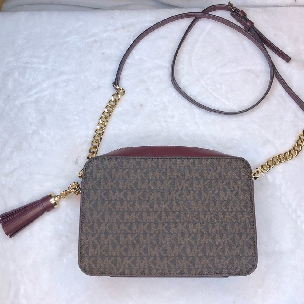 Michael Kors Purse - Picture 3 of 4